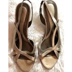 Soft Antique Gold Almost like silver Pump